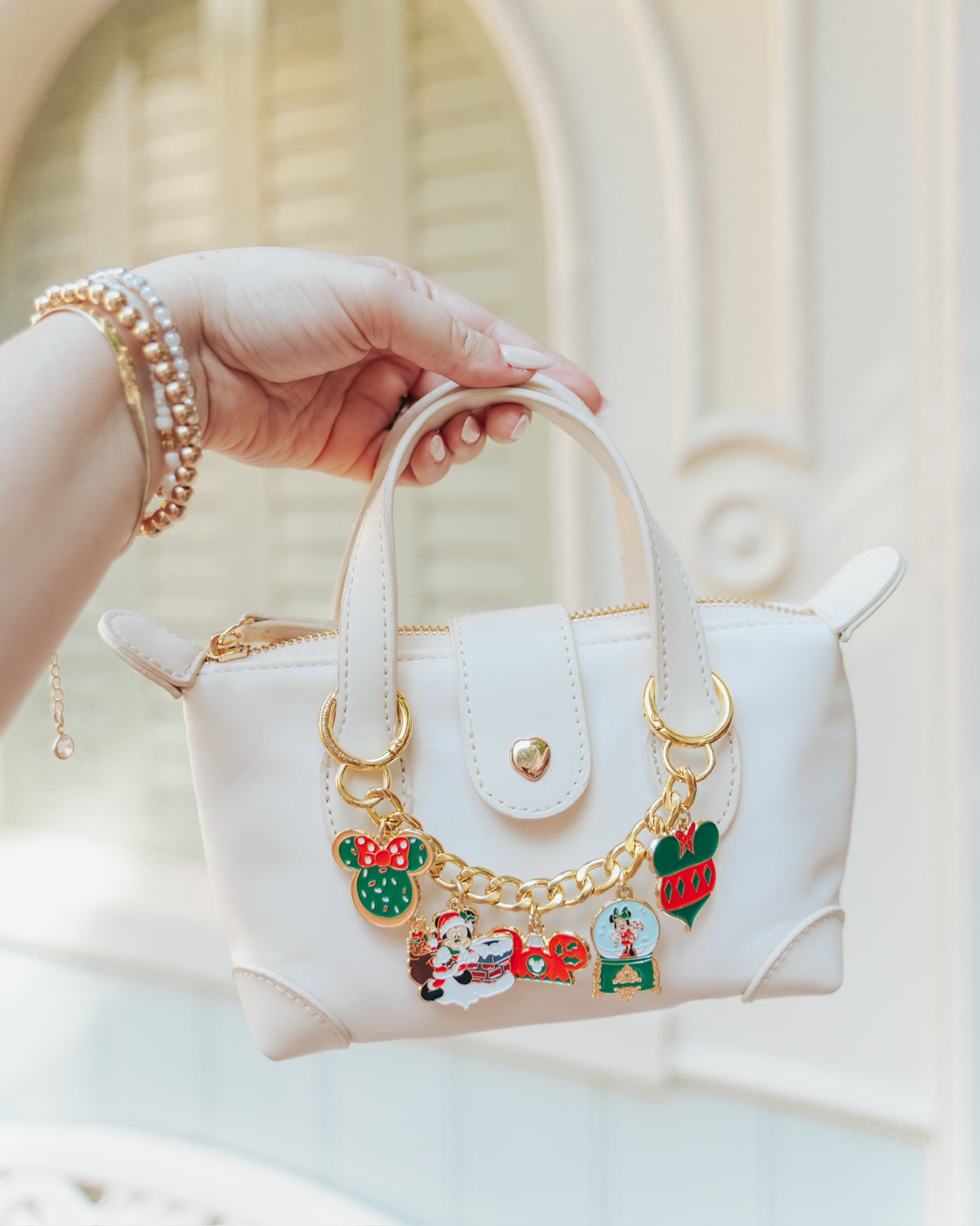 Holly Jolly Mini Chain